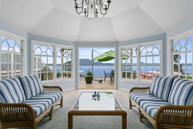 Outstanding buying – waterfront Taupo