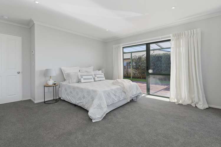 54 Mahonia Place Pyes Pa_13