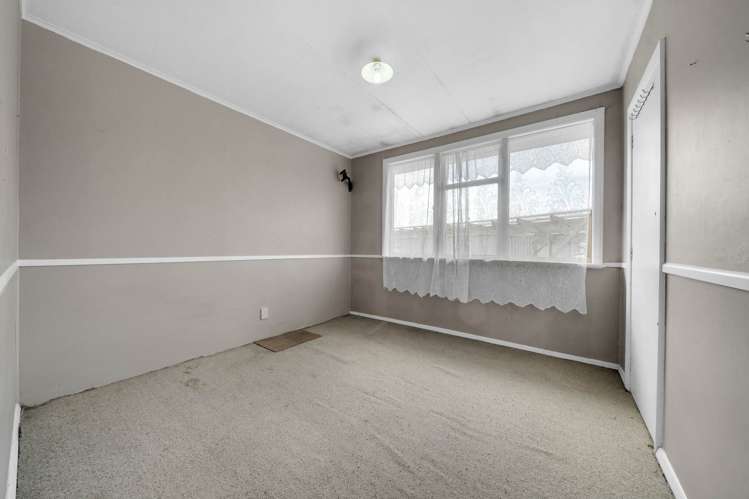167 Preston Road Otara_13