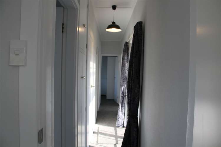 49 Moana Crescent Te Anau_9