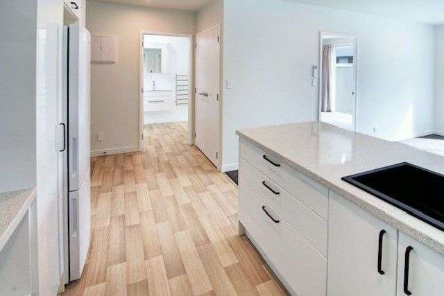 New 1 Bedroom Unit in sunny, quiet location