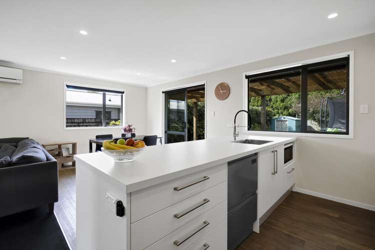 513 Richmond Road Lepperton_6