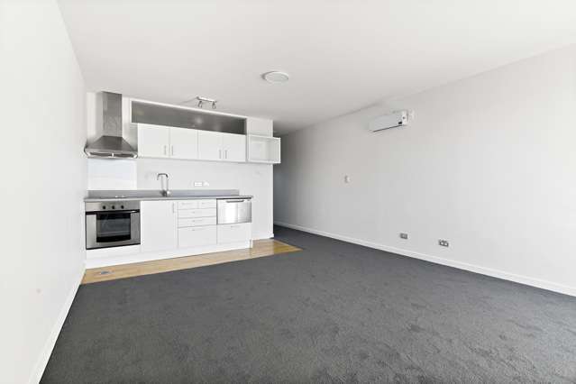 8/20 Stanmore Road Phillipstown_2