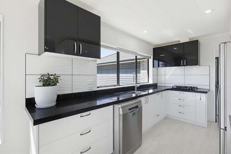 108 Makarini Street Paraparaumu_12