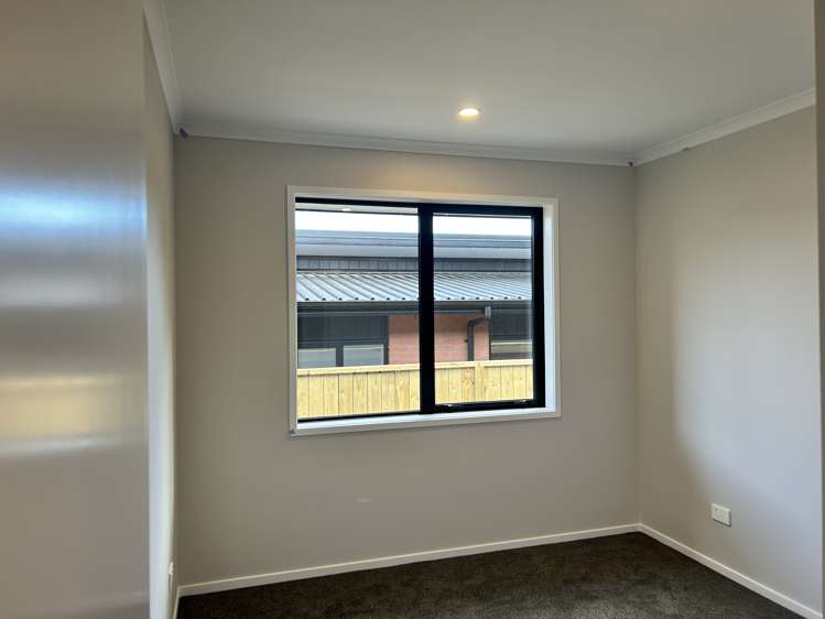 57 Anne Burton Warkworth_10