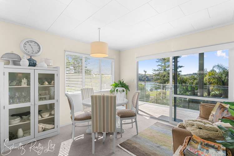 2 Cliff Street Paparoa_12