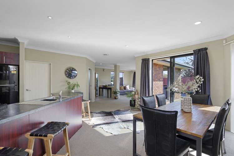 2 Te Pihopa Way Aidanfield_9