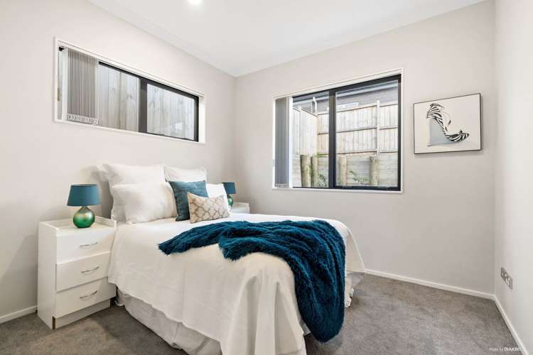 29 Tir Conaill Avenue Flat Bush_11