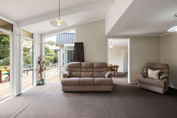 23 Gilbass Avenue Hamilton Lake_8