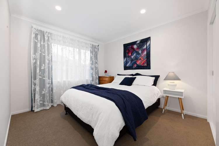 12 Korari Grove Redwoodtown_14