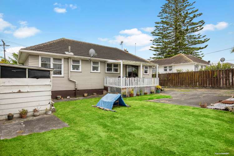 21 Lincoln Road Manurewa_13