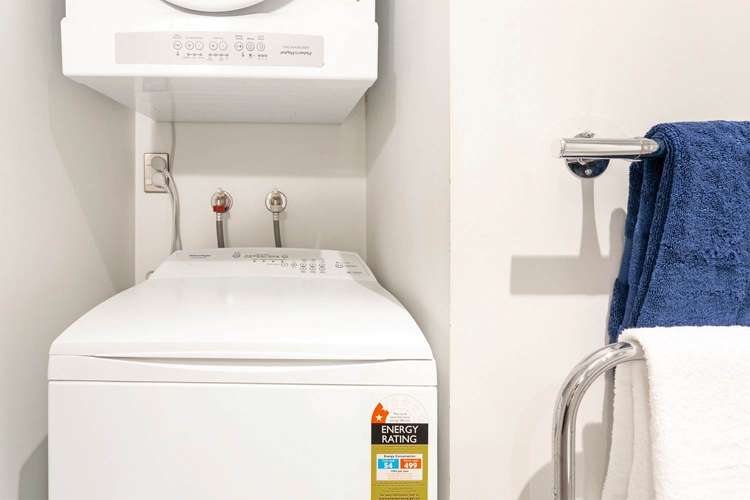 18D/16 Gore Street City Centre_8