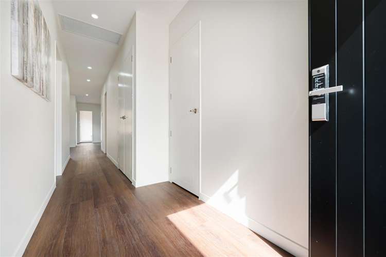 17 Whakairo Crescent Gulf Harbour_5
