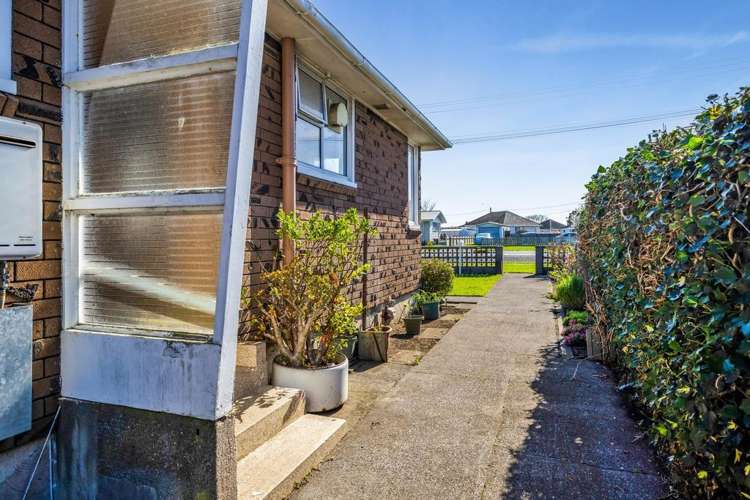 277 South Road Hawera_21