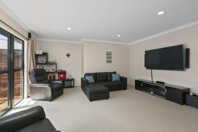 12 Paradise Place Matua_3