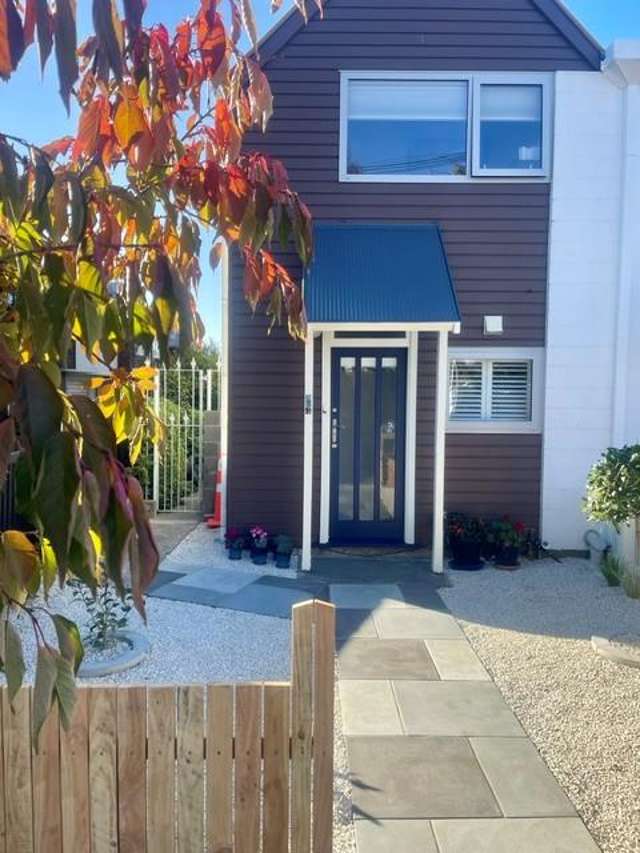 Priced to Sell - $449,000!!