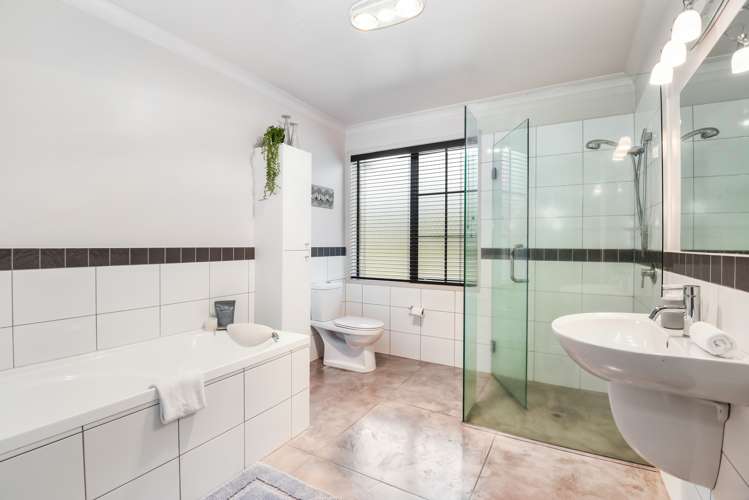 64c Iles Road Lynmore_11