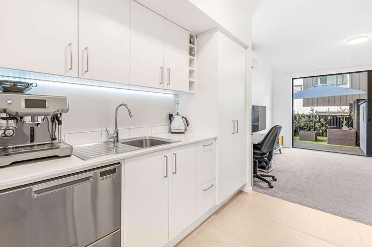 2 Hononga Lane Northcote_4