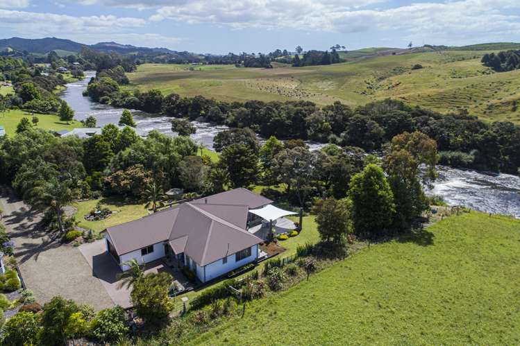 560b Puketona Road Haruru_12