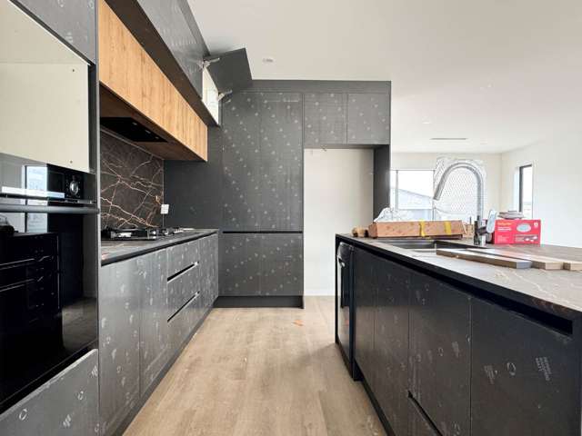 25 Tukutata Crescent Milldale_3