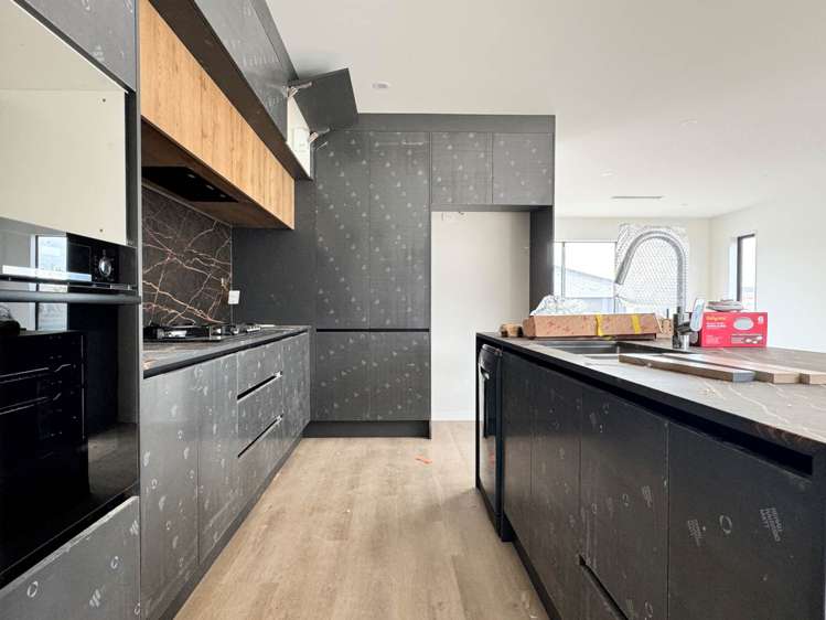 25 Tukutata Crescent Milldale_2