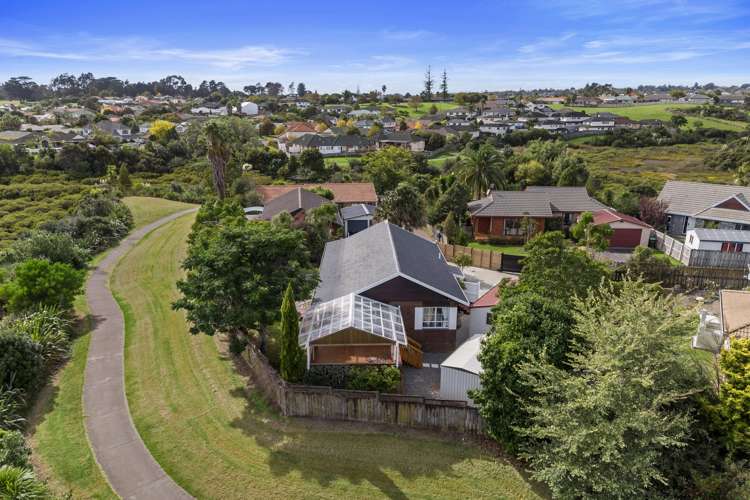 12 Nedlands Place Pakuranga Heights_32