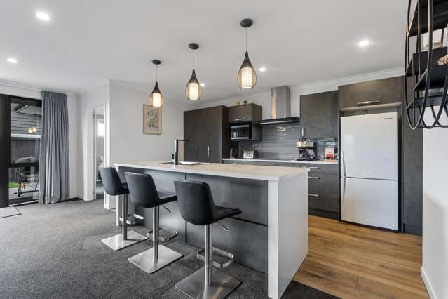 8 Cowell Crescent Pyes Pa_3