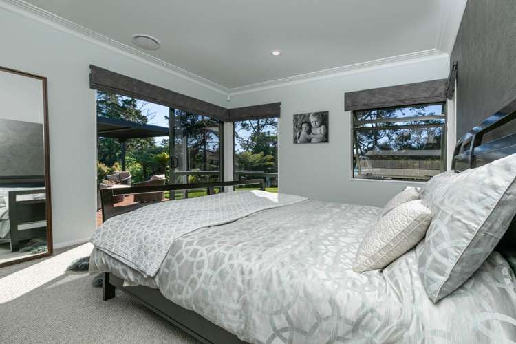 10 Almond Grove Greenhithe_8