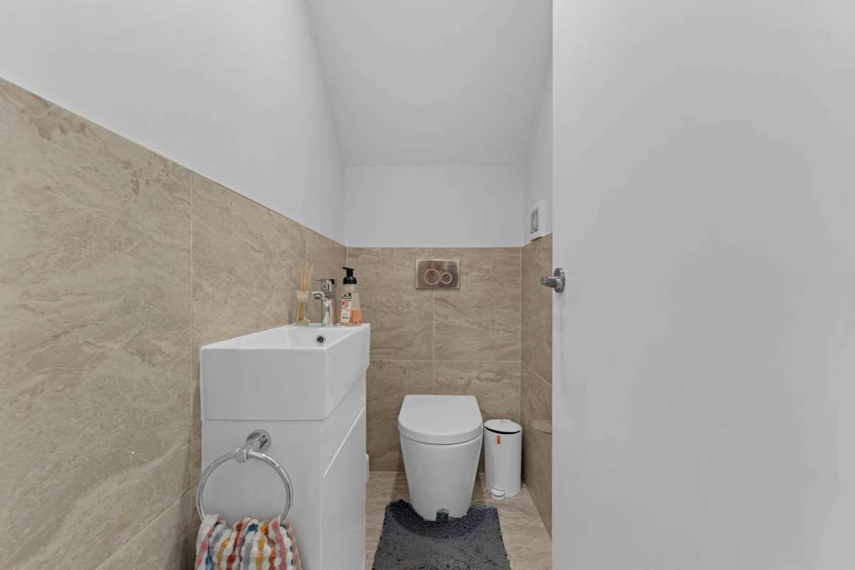 24 Tui Crescent_5