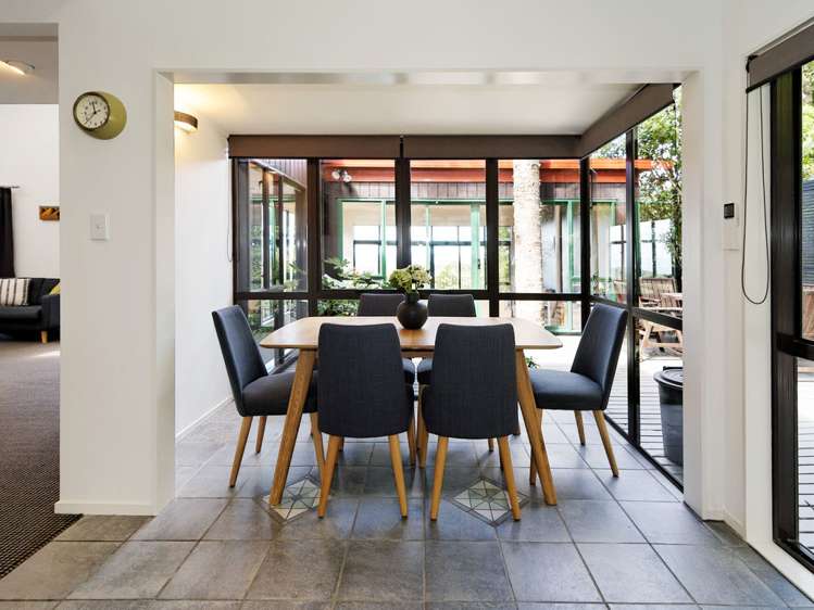 272 Shaw Road Titirangi_8