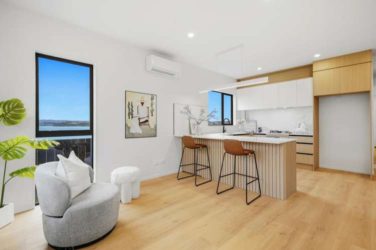 8 Wavecrest Lane Hobsonville_8