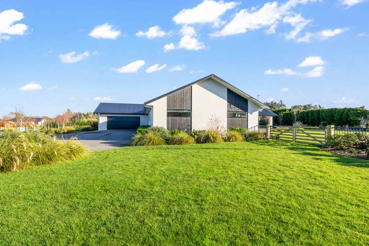 8 Lochend Close Waihopai_33