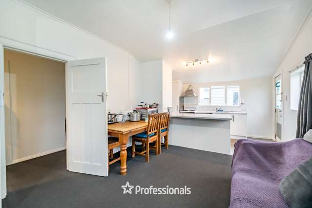 163 Coutts Street Rongotai_3