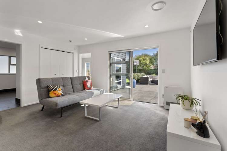 51 Waikawa Beach Road Manakau_13