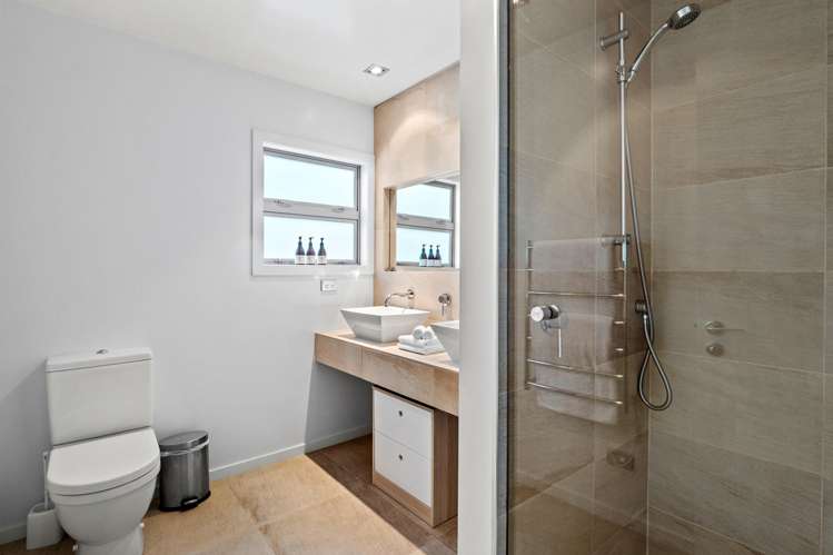 74 Panorama Terrace Queenstown Hill_16