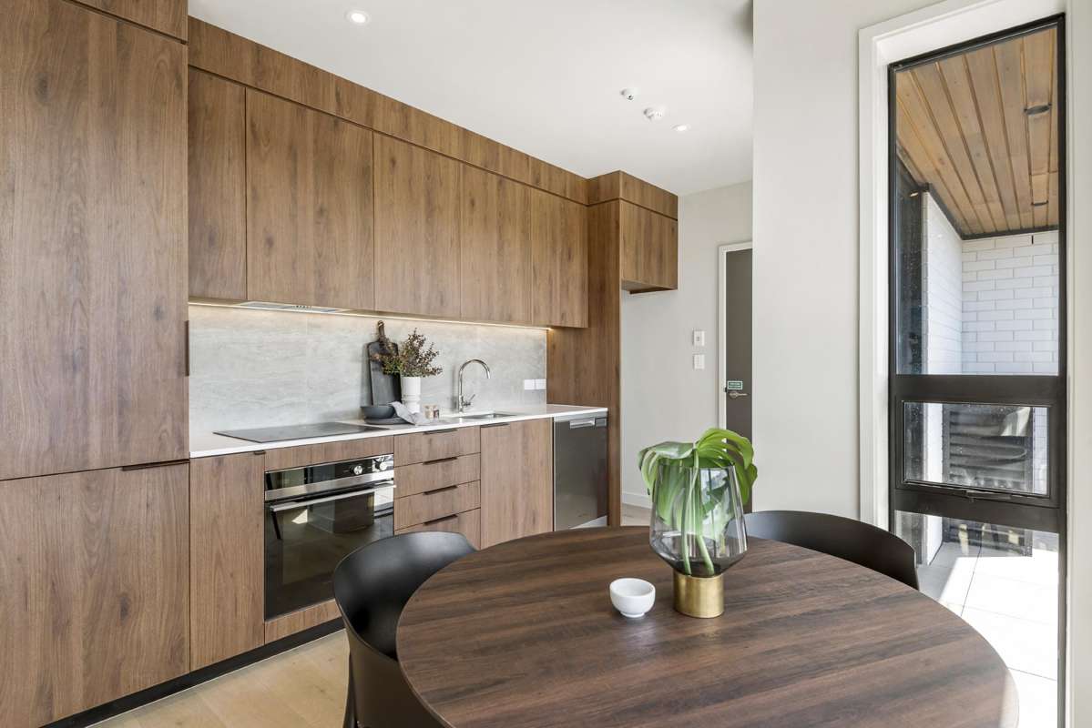 302/17 Pennant Street_1