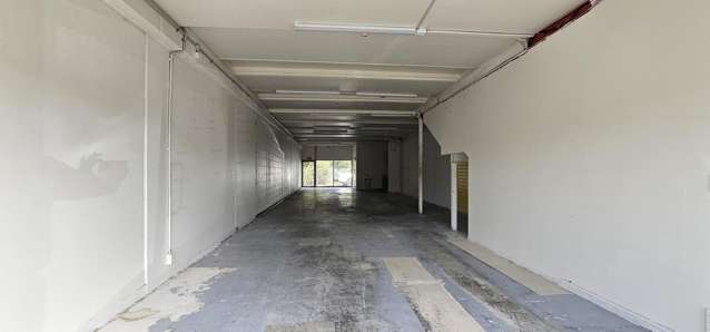 13/2 Bishop Dunn Place Flat Bush_4