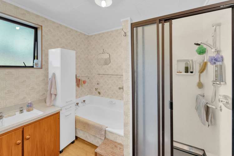 38 Grants Road Marchwiel_11