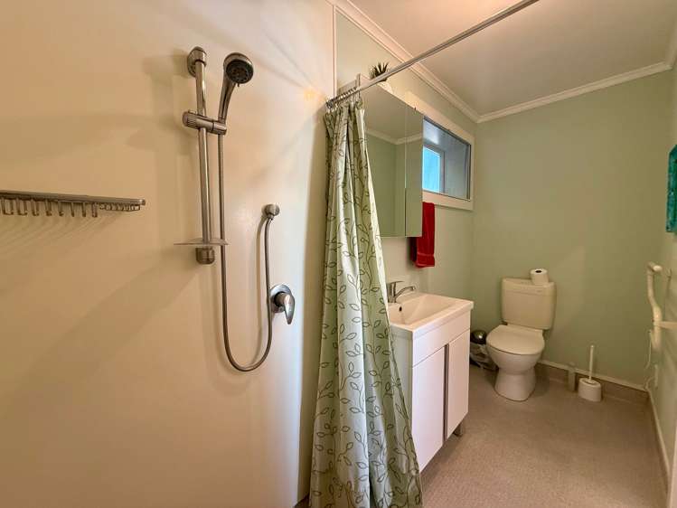 23B Rose Street Raglan_23