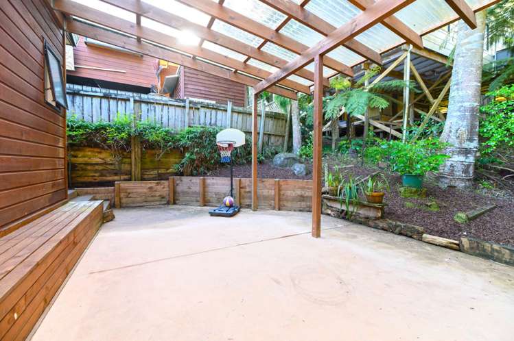 1/96a Konini Road Titirangi_10