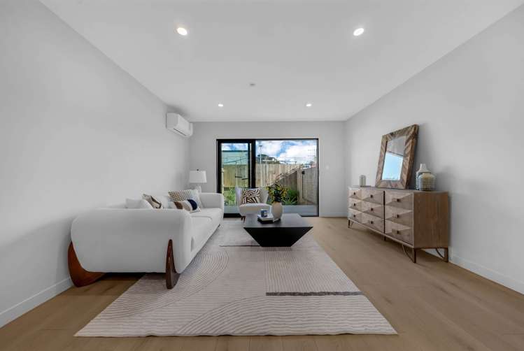 27 Awhi Lane Massey_1