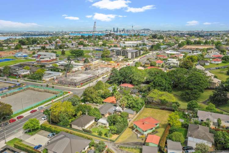 200 Lake Road Northcote_5