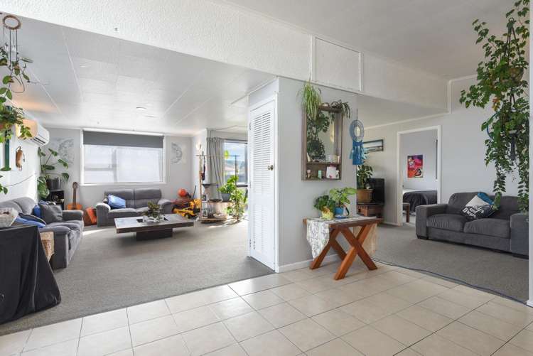 121 Pine Drive Murupara_4