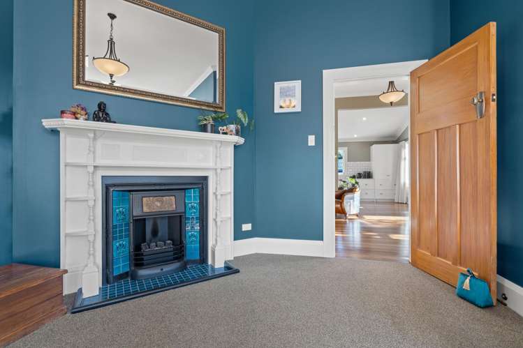 260 High Street North Carterton_15