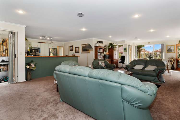 24 Gleneagles Drive Aongatete_8