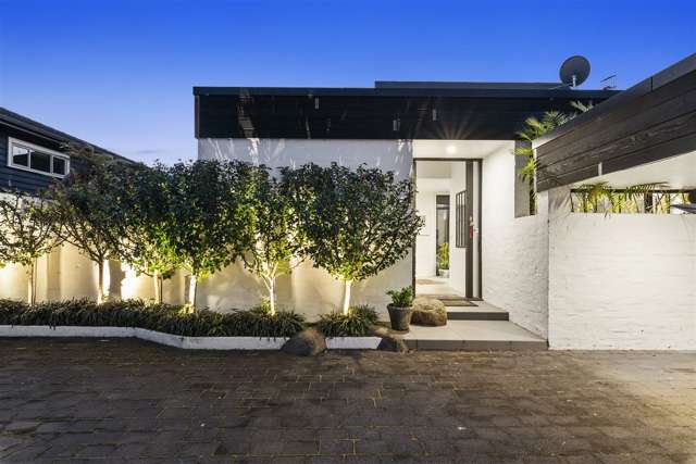 2/7 Northumberland Avenue Hauraki_1