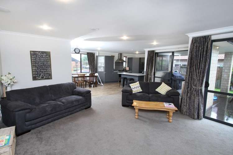 15 Bellbird Rise Pyes Pa_3