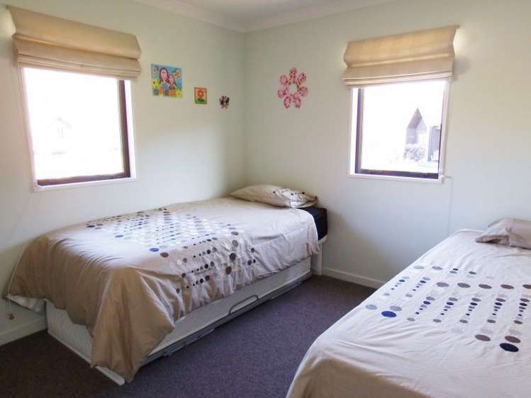 14 Cheeseman Terrace Castle Hill_13