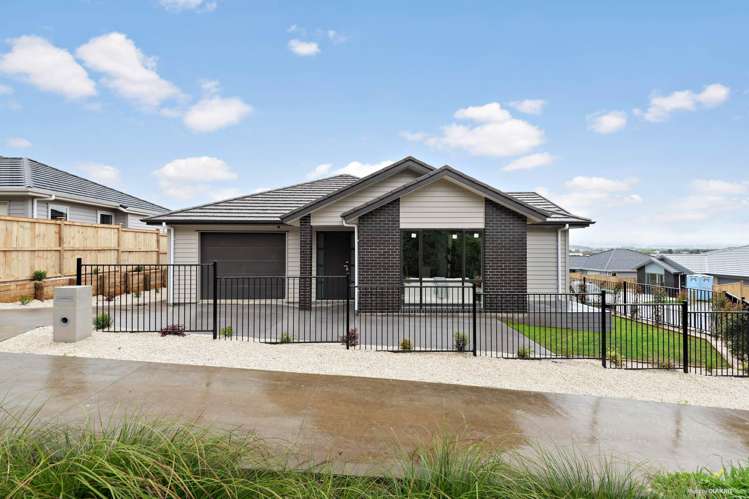 58 Adams Road South_0