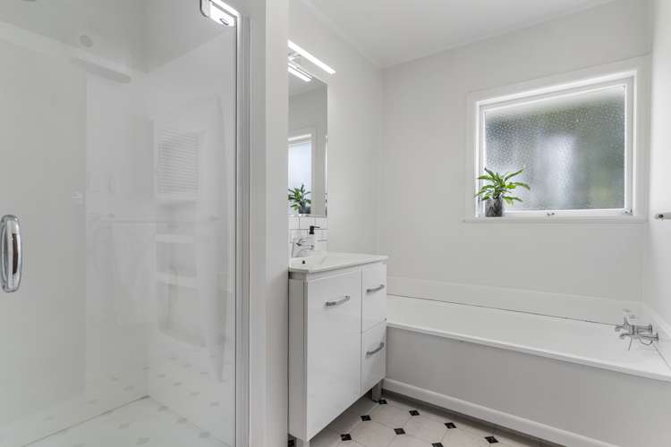 8 Tilden Avenue Hillcrest_21